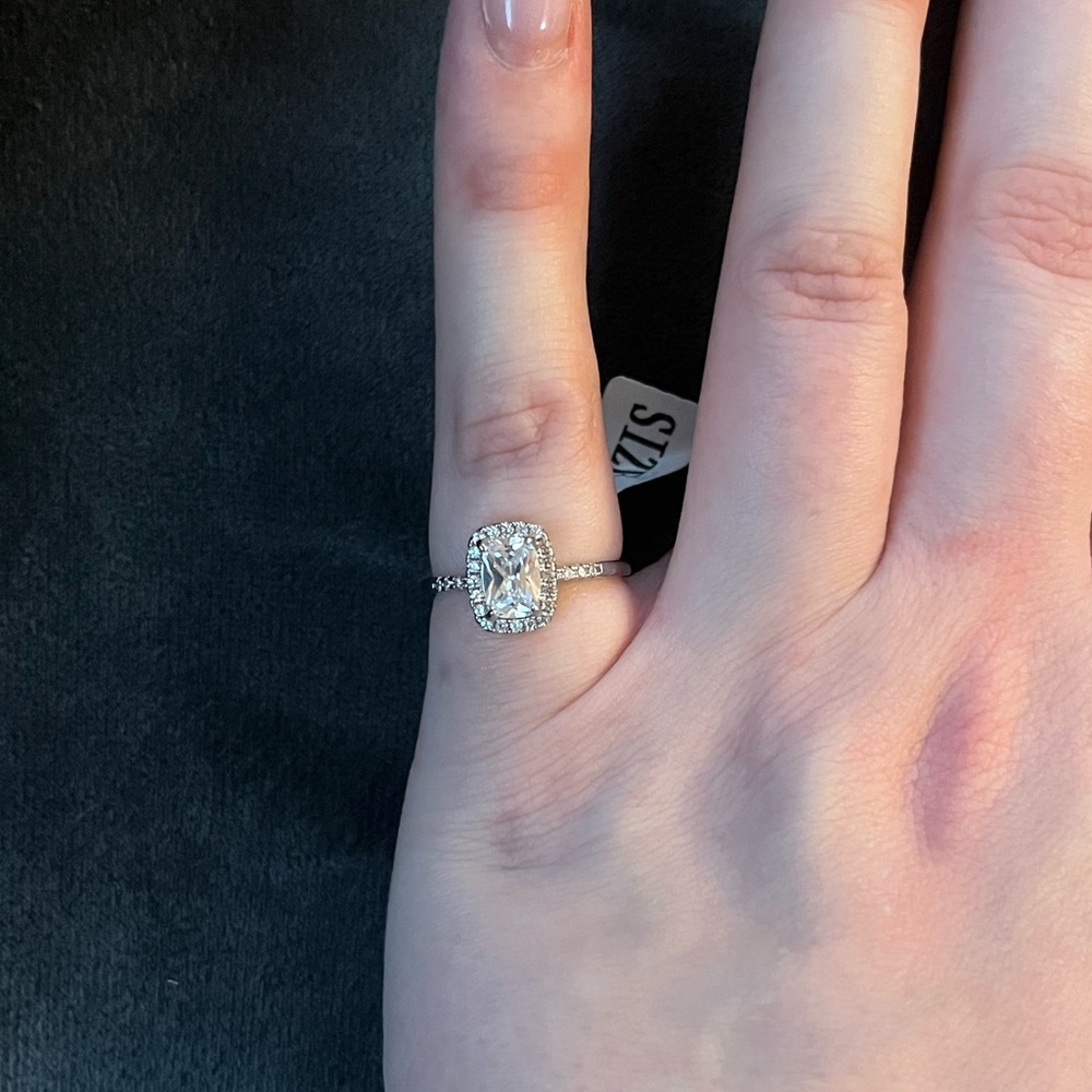 Charmed Aroma | Size 6 Ring